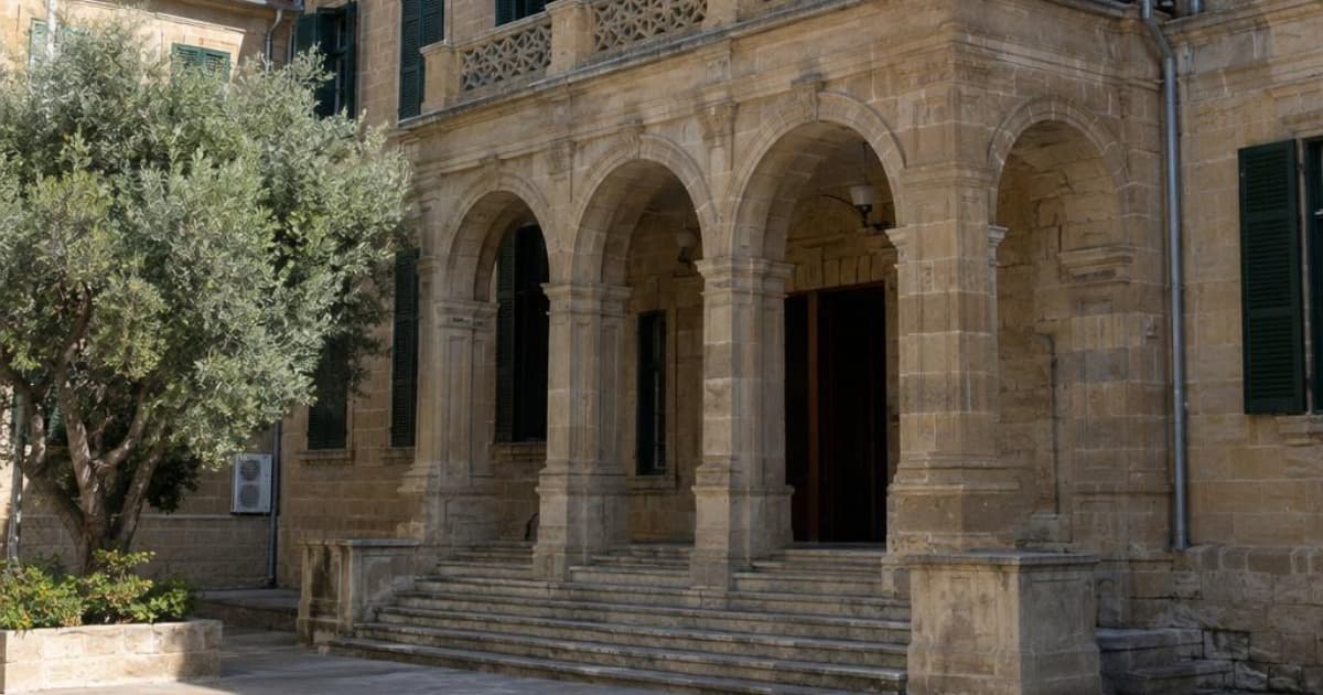 Lefkoşa'da Yakalanan Kurye 500 Euro Karşılığında Uyuşturucu Taşıdığını İtiraf Etti